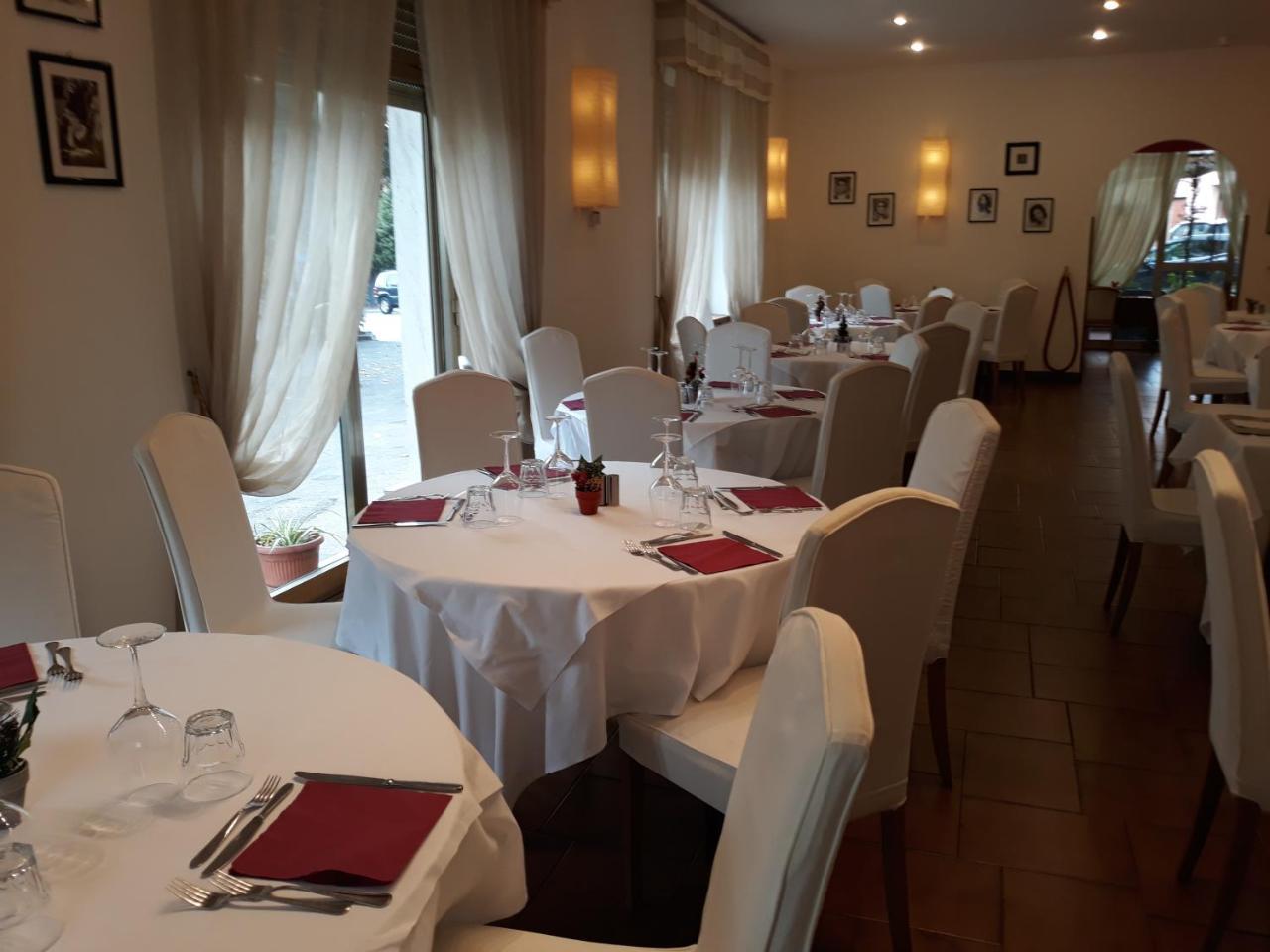Hotel Casa Rossa Montecatini Terme Exteriér fotografie