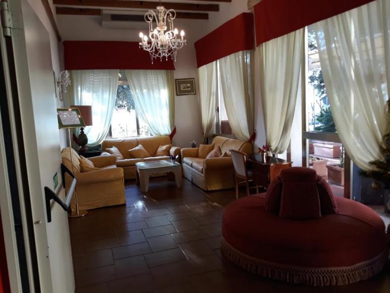 Hotel Casa Rossa Montecatini Terme Exteriér fotografie
