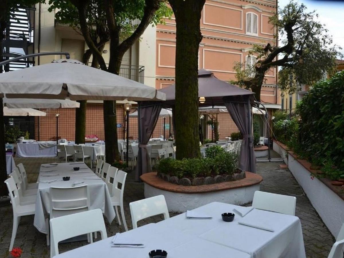Hotel Casa Rossa Montecatini Terme Exteriér fotografie