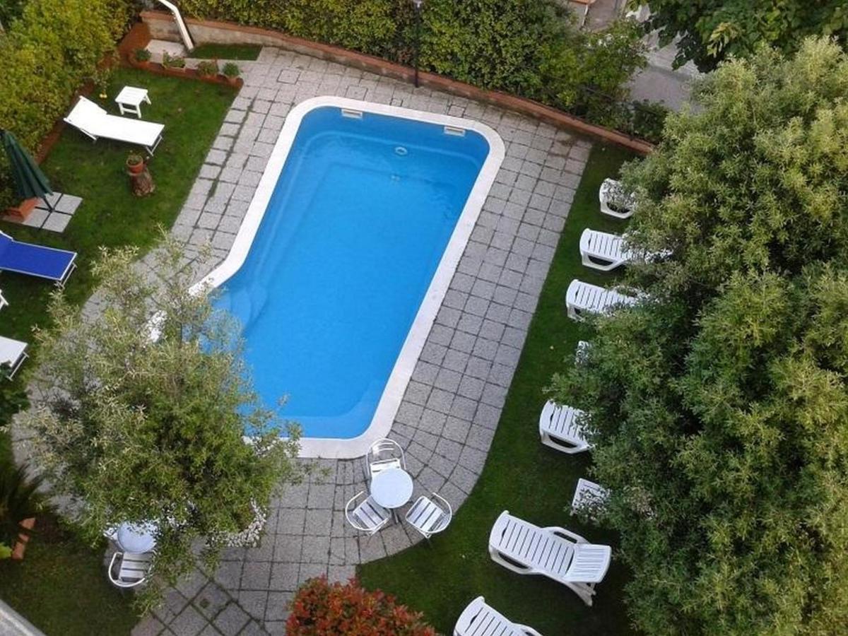 Hotel Casa Rossa Montecatini Terme Exteriér fotografie