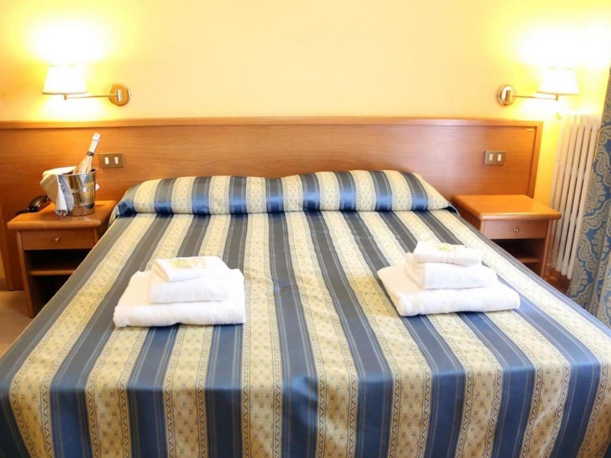 Hotel Casa Rossa Montecatini Terme Exteriér fotografie